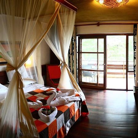 Hotel Club Du Lac Tanganyika Бужумбура Екстериор снимка