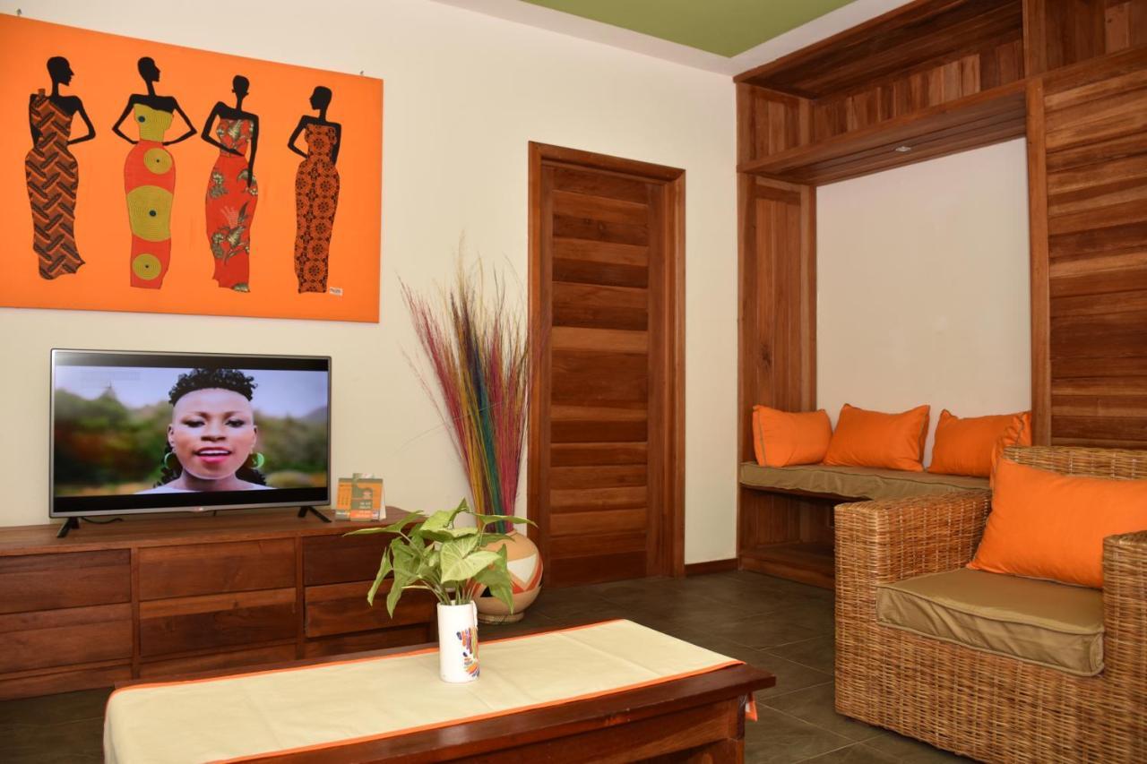 Hotel Club Du Lac Tanganyika Бужумбура Екстериор снимка