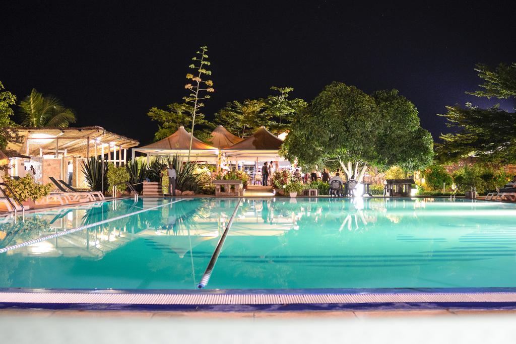 Hotel Club Du Lac Tanganyika Бужумбура Екстериор снимка