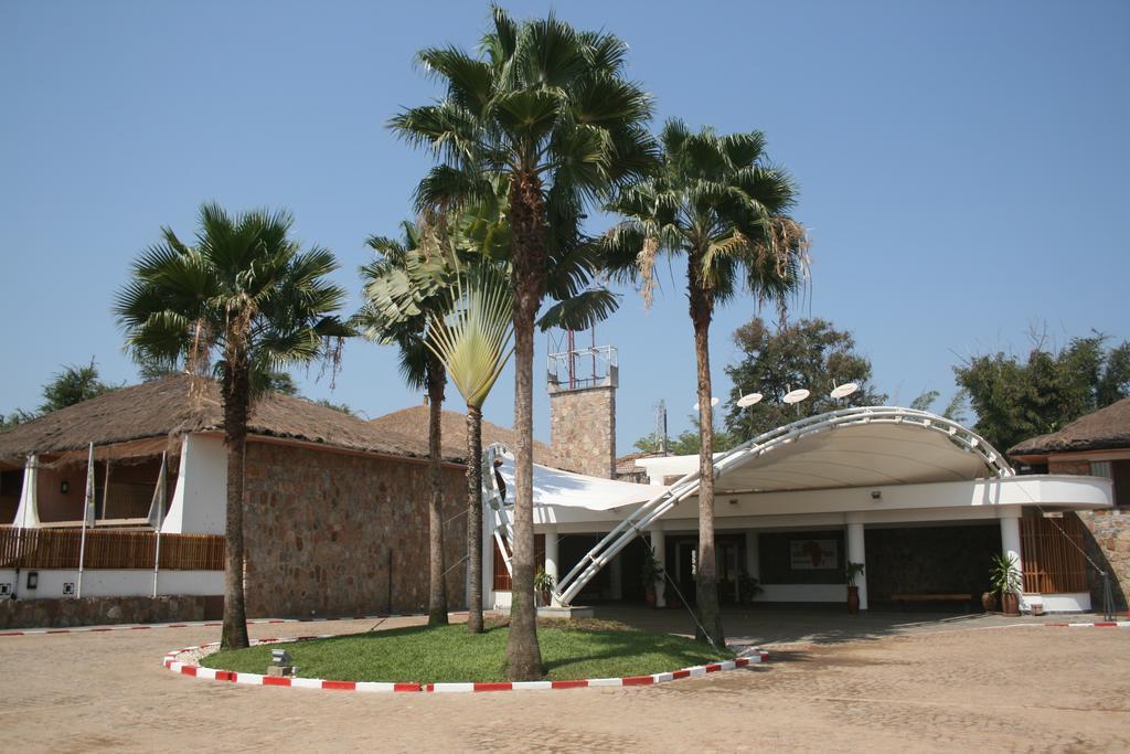 Hotel Club Du Lac Tanganyika Бужумбура Екстериор снимка