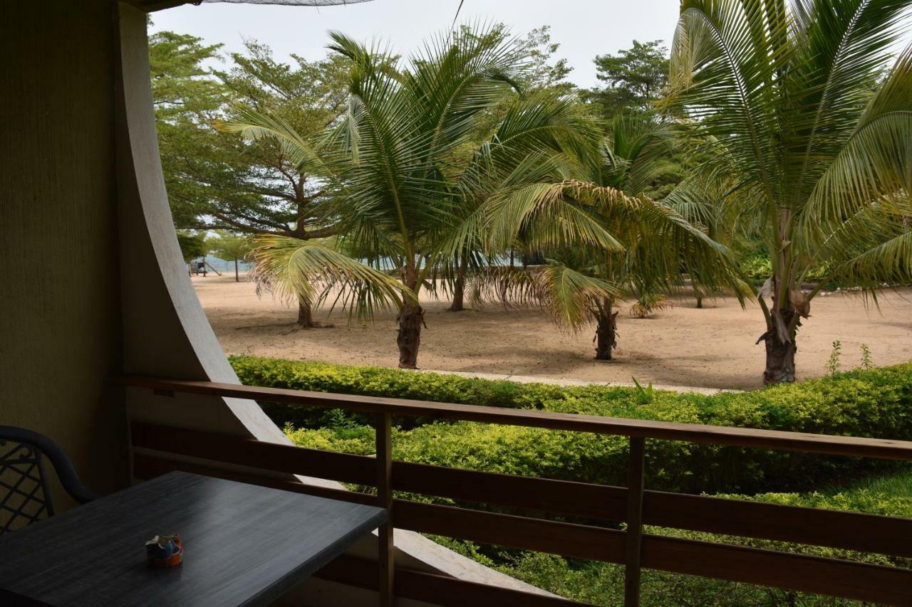 Hotel Club Du Lac Tanganyika Бужумбура Екстериор снимка